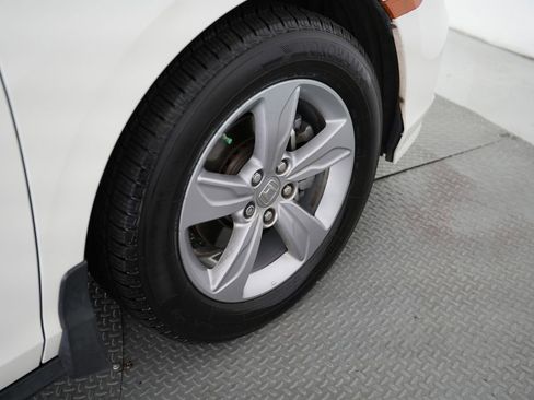 Used 2019 Honda Odyssey EX-L image 54