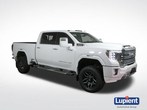 Used 2023 GMC Sierra 3500 Denali w/ Technology Package AWD/4WD image 1