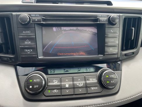 Used 2013 Toyota RAV4 XLE AWD/4WD image 22