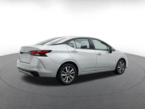 Used 2025 Nissan Versa SV FWD image 9