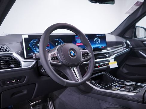 Used 2026 BMW X5 M60i AWD/4WD image 6
