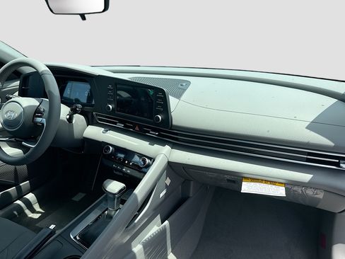 New 2026 Hyundai Elantra Sport FWD image 21