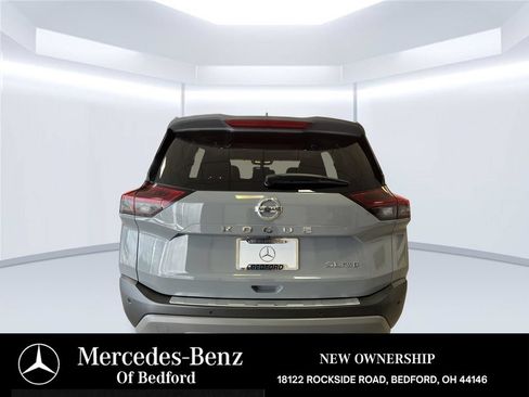 Used 2021 Nissan Rogue SL AWD/4WD image 6