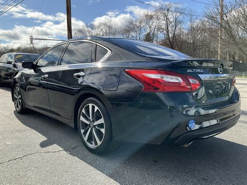 Used 2016 Nissan Altima 2.5 SR FWD image 7