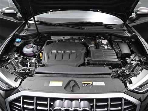 New 2025 Audi Q3 2.0T Premium image 15