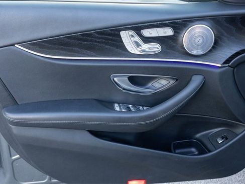 Used 2018 Mercedes-Benz E 300 E 300 image 14