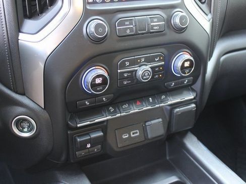 Used 2021 Chevrolet Silverado 1500 LT Trail Boss w/ Convenience Package II image 24