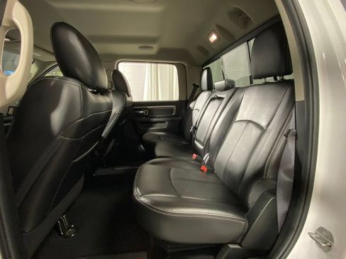 Used 2018 RAM 2500 Laramie w/ Sport Appearance Group AWD/4WD image 28