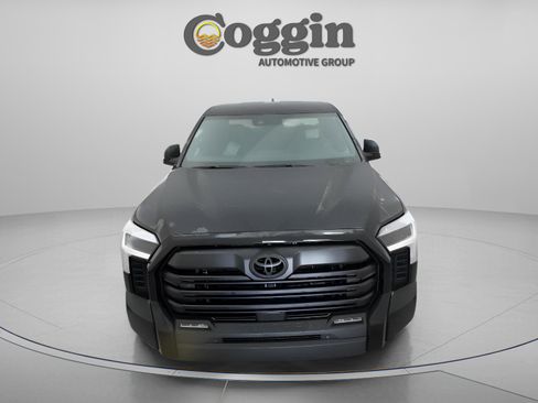 New 2026 Toyota Tundra SR5 w/ SR5 Convenience Package AWD/4WD image 30