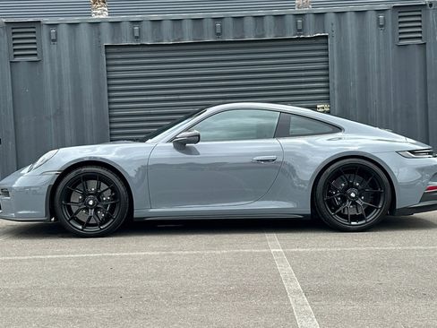 Certified 2024 Porsche 911 GT3 RWD image 2