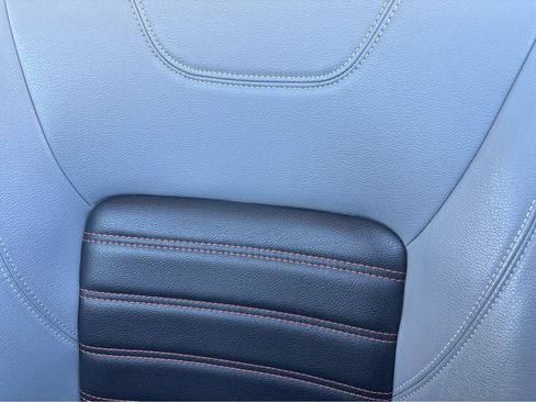 Used 2024 Nissan Kicks SR w/ SR Premium Package FWD image 18