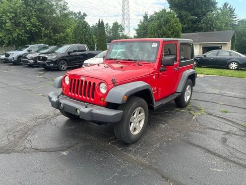 Used 2009 Jeep Wrangler X AWD/4WD image 3