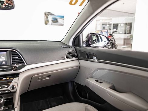 Used 2018 Hyundai Elantra Value Edition w/ Cargo Package image 28