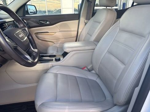 Certified 2019 GMC Acadia Denali w/ Technology Package image 11