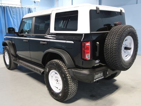New 2026 Ford Bronco Heritage Edition AWD/4WD image 25