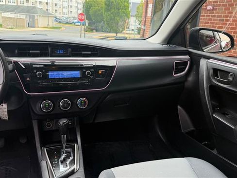 Used 2014 Toyota Corolla L FWD image 24