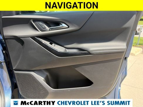 Used 2025 Chevrolet Equinox LT FWD image 25