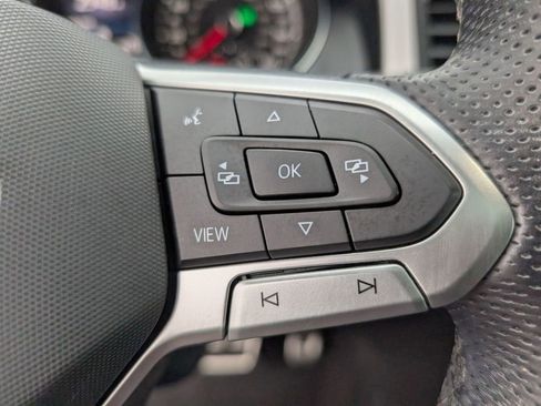 Used 2021 Volkswagen Atlas SE image 26