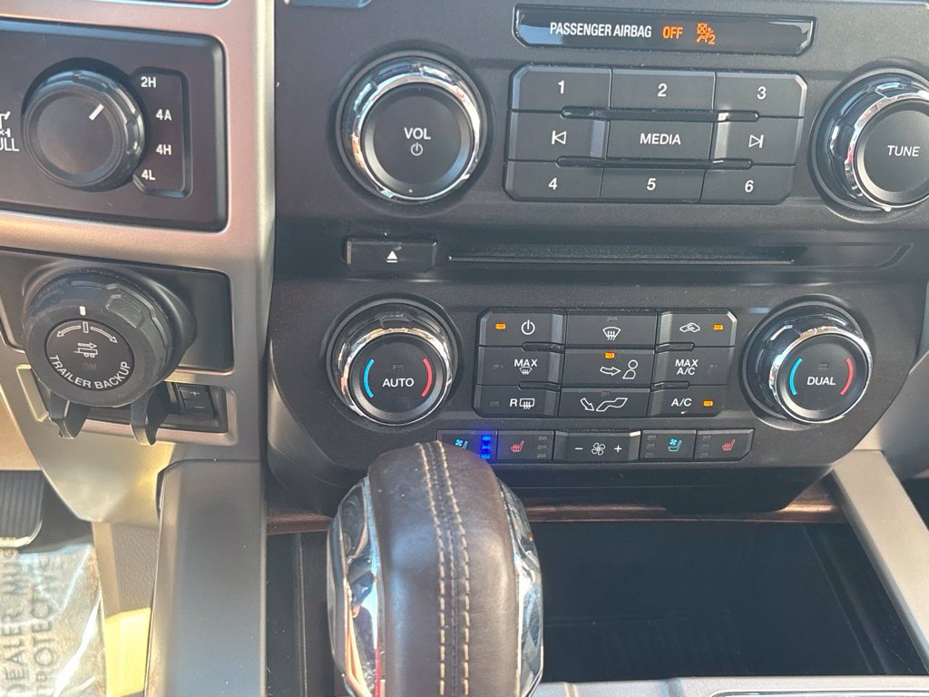 Used 2018 Ford F150 Lariat w/ Equipment Group 501A Mid AWD/4WD image 14