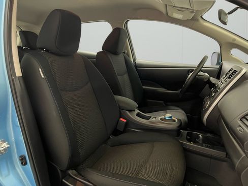 Used 2015 Nissan Leaf S image 19