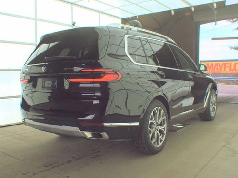 Used 2026 BMW X7 xDrive40i image 4