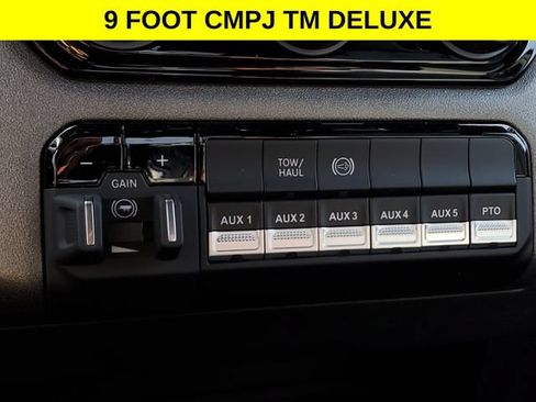 New 2025 RAM 5500 Tradesman AWD/4WD image 33