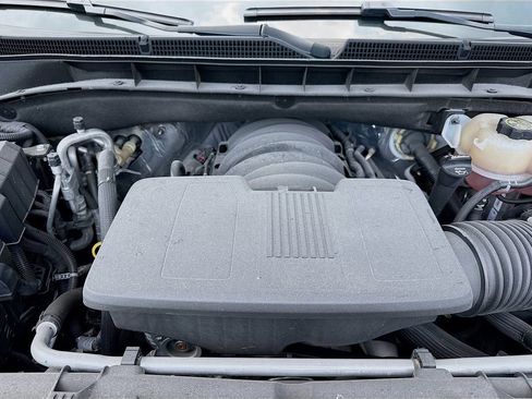 Used 2023 Cadillac Escalade Luxury image 32