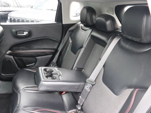 Used 2017 Jeep Compass Trailhawk image 22