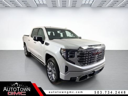 Used 2022 GMC Sierra 1500 Denali w/ Denali Reserve Package AWD/4WD image 1