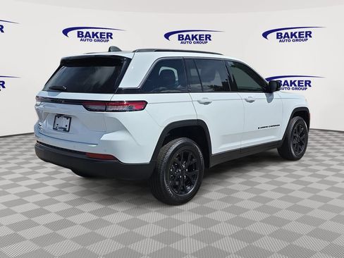 New 2026 Jeep Grand Cherokee Altitude AWD/4WD image 3