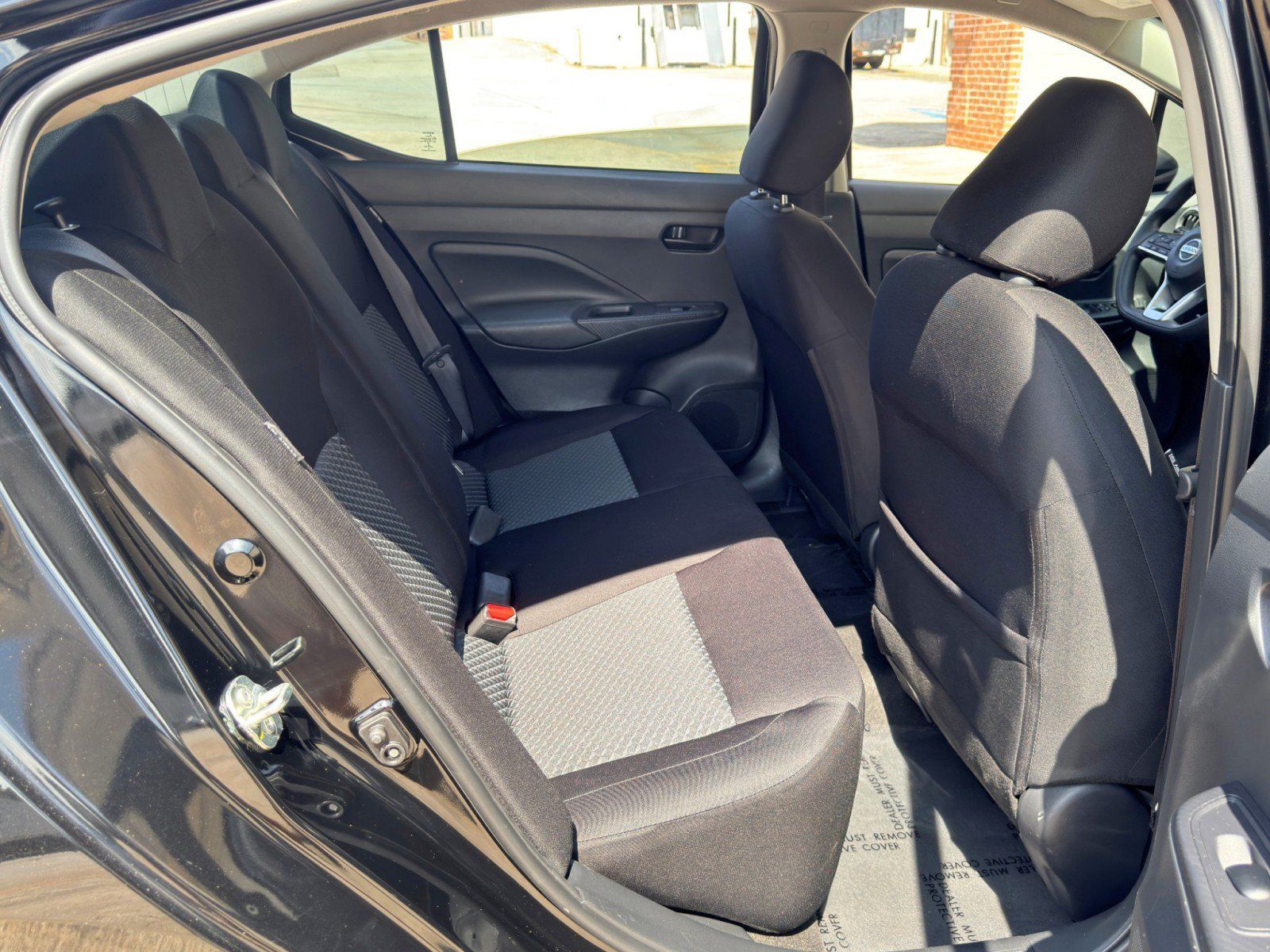 Used 2021 Nissan Versa S FWD image 33