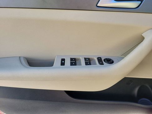 Used 2016 Hyundai Sonata SE image 14