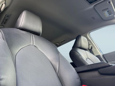 Used 2025 Toyota Grand Highlander FWD image 26