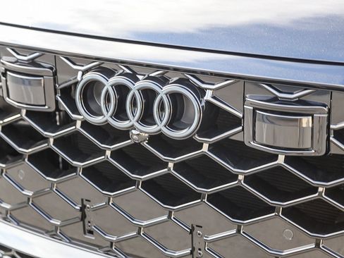 New 2026 Audi RS Q8 performance image 5