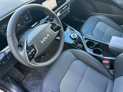 New 2026 Kia Niro Wind image 10