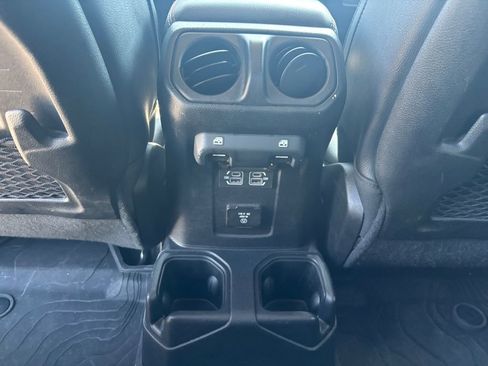 Used 2023 Jeep Gladiator Mojave w/ LED Lighting Group AWD/4WD image 23