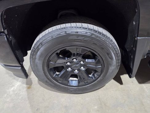 Used 2018 Chevrolet Silverado 1500 LTZ Z71 w/ LTZ Plus Package AWD/4WD image 25