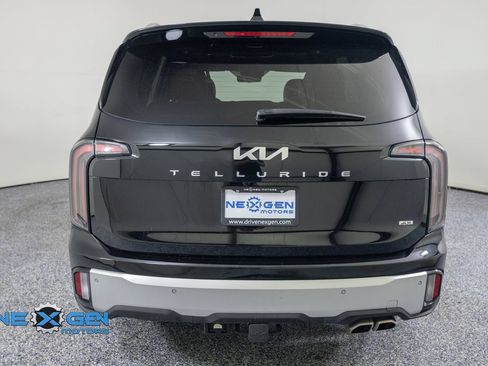 Used 2024 Kia Telluride SX Prestige w/ Towing Package AWD/4WD image 6