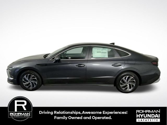 New 2026 Hyundai Sonata Blue FWD image 5