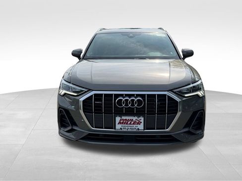 Used 2024 Audi Q3 2.0T Premium AWD/4WD image 2