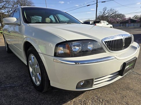 Used 2004 Lincoln LS RWD image 3