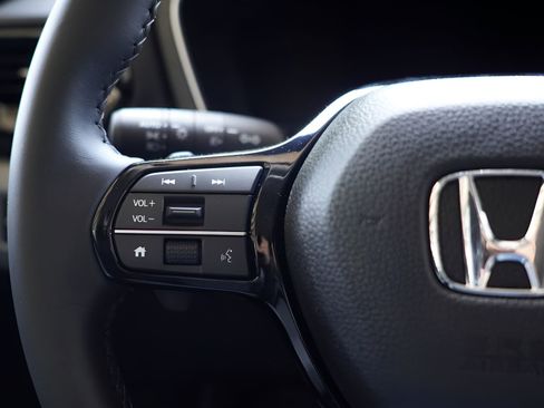 New 2025 Honda Pilot EX-L image 23