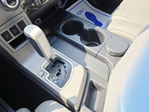 Used 2013 Toyota Sequoia Limited AWD/4WD image 33