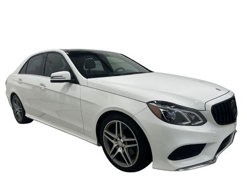 Used 2014 Mercedes-Benz E 350 4MATIC Sedan image 3