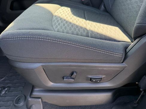 New 2025 RAM 2500 Big Horn image 30