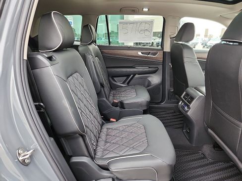 New 2026 Volkswagen Atlas SEL Premium R-Line image 14