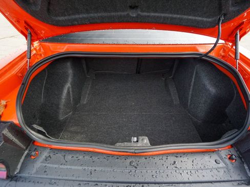 Used 2021 Dodge Challenger SRT Hellcat image 11