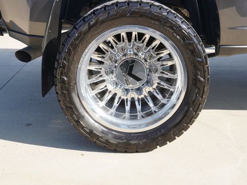 New 2026 RAM 3500 Laramie AWD/4WD image 10
