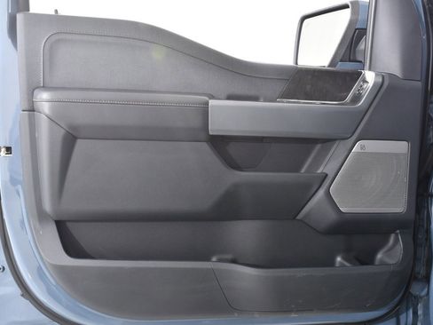 Used 2023 Ford F150 Lightning Lariat image 24