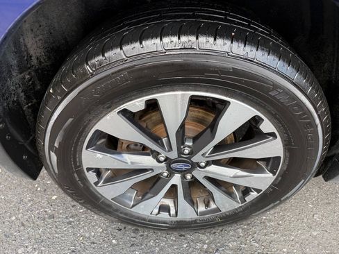 Used 2017 Subaru Outback 2.5i Limited w/ Popular Package #5 AWD/4WD image 11